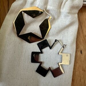 Tory Burch Kira Clover Hoop Earring - Silver/Gold